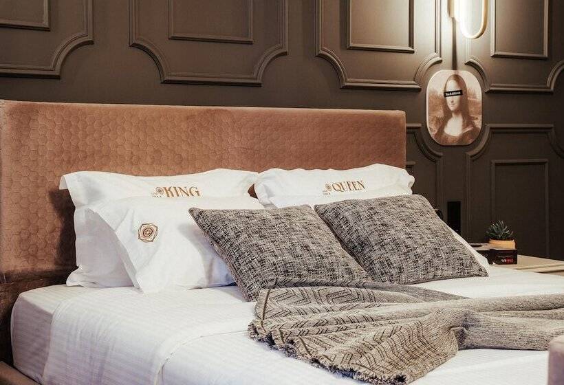 Suite Queen Bed, Espero Royal Stay
