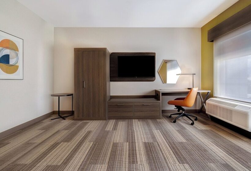 Люкс, Holiday Inn Express & Suites   Glendale Downtown