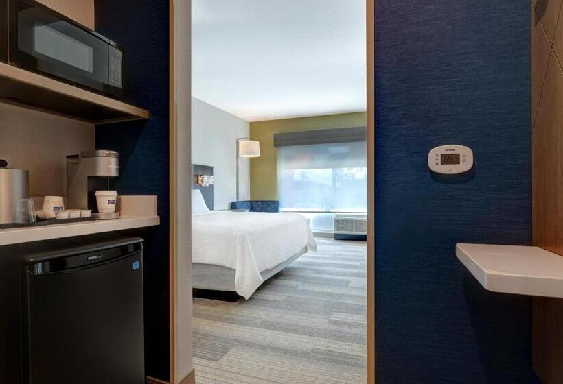 Номер Стандарт Кровать Кинг Адаптированный для Инвалидов, Holiday Inn Express & Suites   Glendale Downtown