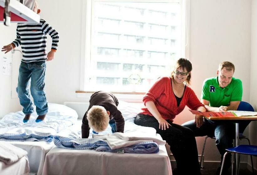 带共用浴室的标准房间, Danhostel Copenhagen Bellahøj