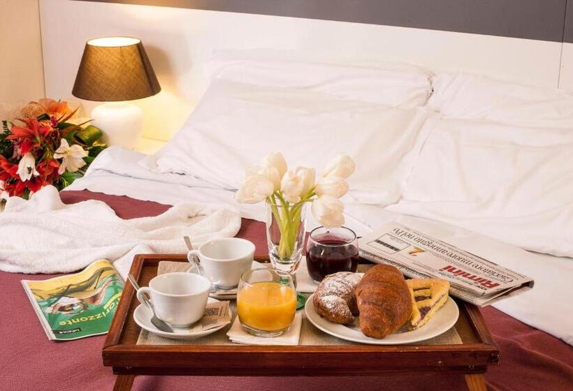 اتاق استاندارد چهار تخته, Locanda Rosy