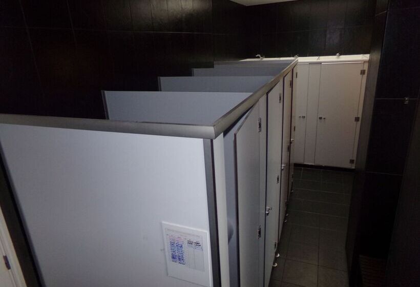 Cama em Quarto Compartilhado com Banheiro Compartilhado, Lisb'on Hostel