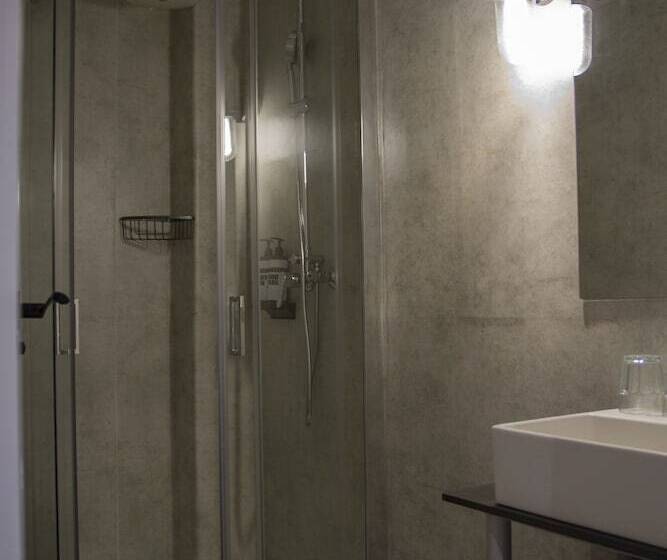 חדר סטנדרט, Room00 Valencia Hostel