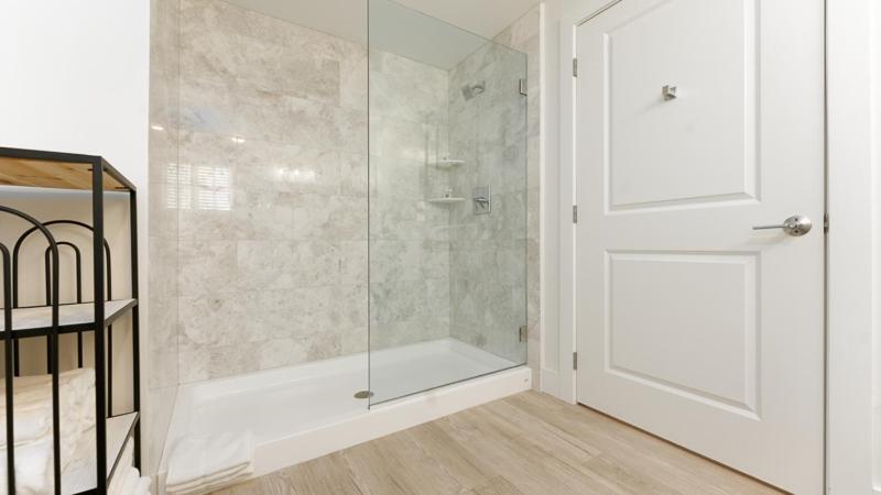 Президентский Люкс, Harbourtown Suites On Plymouth Harbor