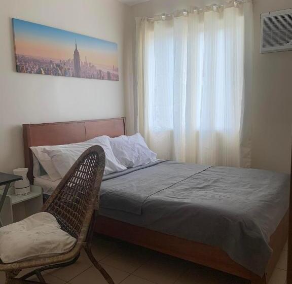 Номер Deluxe, Downtown Davao City 2 Br Condo With Pool And Gym