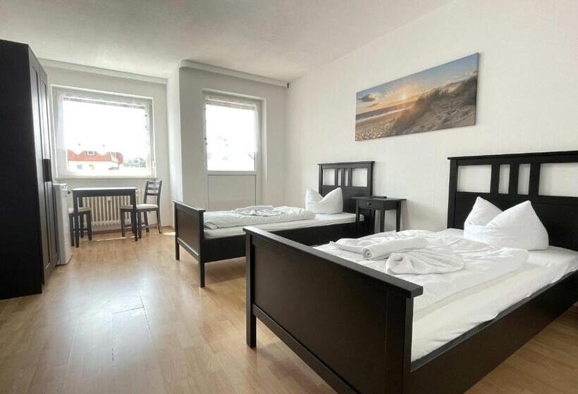 Апартаменты 2 Спальни, Sad161   Gut Geschnittene Monteurwohnung Mit Balkon
