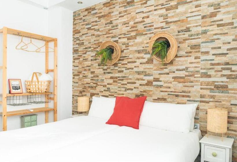 اتاق استاندارد, Picnic Dreams Boutique Hostel