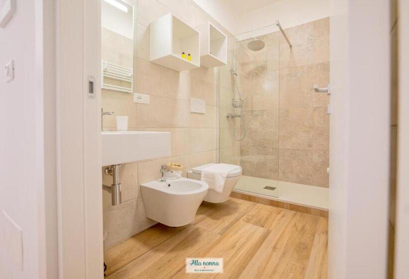 Quarto Estandar, Alla Nonna