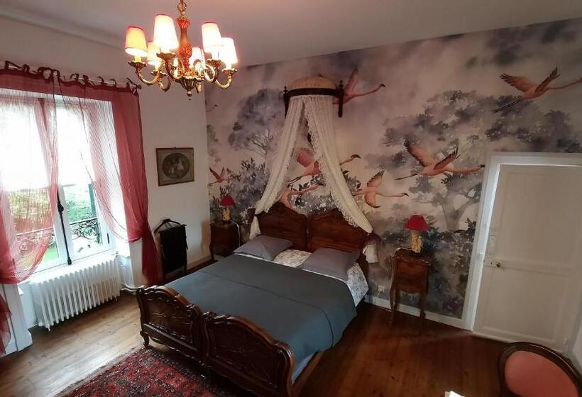 Семейный Номер Вид на Сад, Les Cèdres