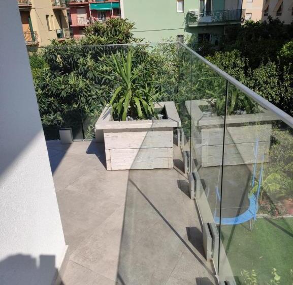 标准间, Albero Della Vita