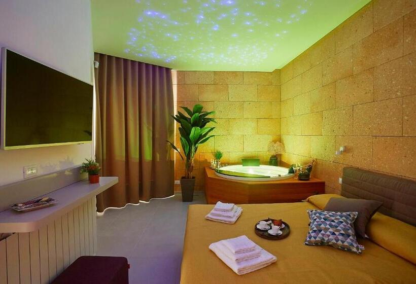 ハイドロマッサージバス付きスイート, Porta Del Golfo Apartments & Suites