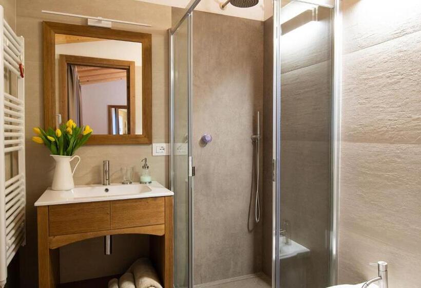 Номер Deluxe, Antico Borgo Brunelli