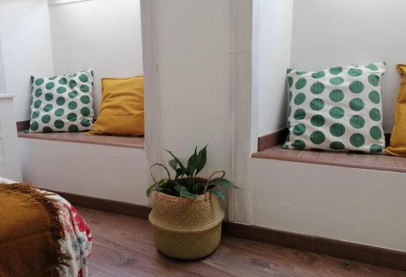 اتاق لوکس, Dream Days Guesthouse