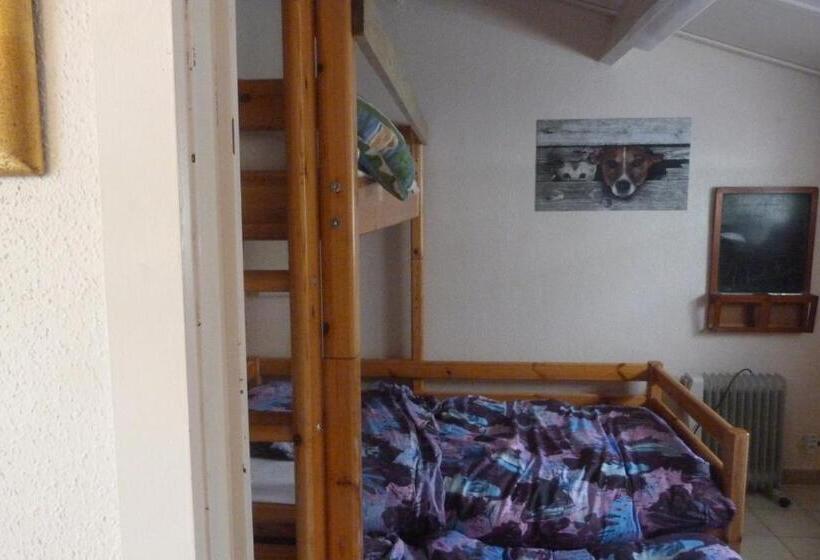 Quarto Economy, Mi Corazon Huisnummer 122