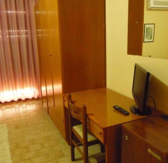 غرفة قياسية ثلاثية, Agathae Hotel & Residence