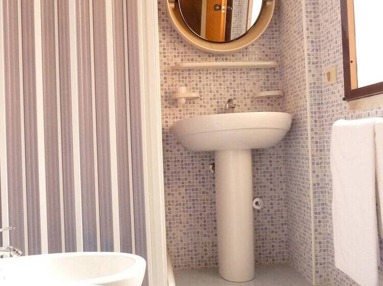 غرفة قياسية ثلاثية, Agathae Hotel & Residence