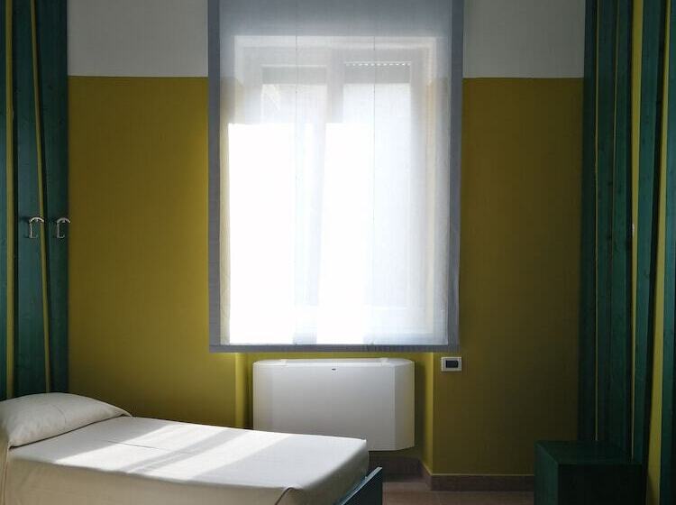 سوییت جونیور, Roma Scout Center