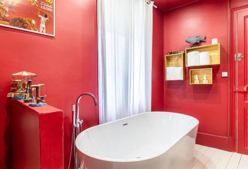 Номер Deluxe, La Villa Lauvray