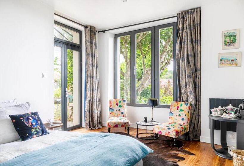 Полулюкс, La Villa Lauvray