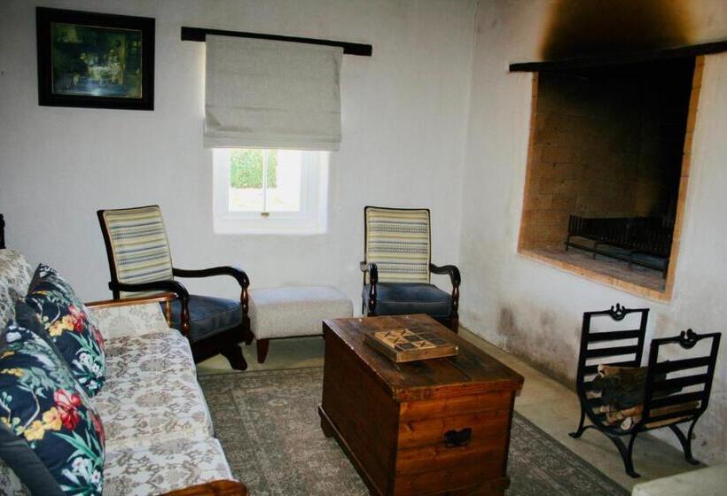 Бунгало Стандарт, Sempurna Estate