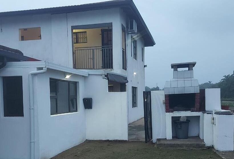 Студия Стандарт, Hlophe S Place