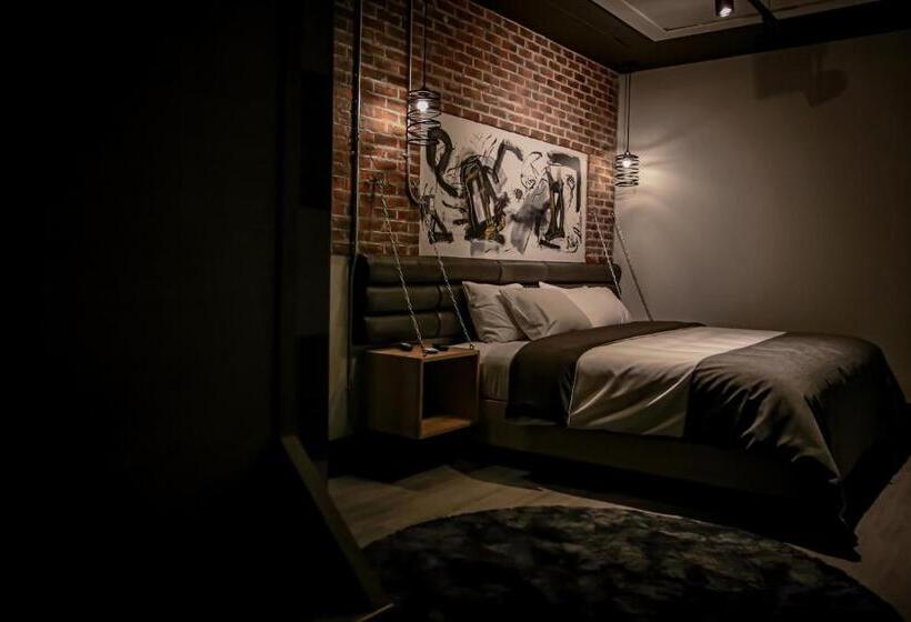 Quarto Quádruplo Estandar, La Suite Hébergements