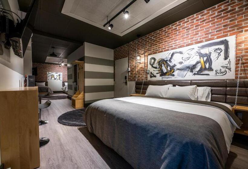 Номер Deluxe Кровать Кинг, La Suite Hébergements