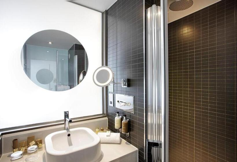 프리미엄 룸, Holiday Inn Bristol City Centre, An Ihg