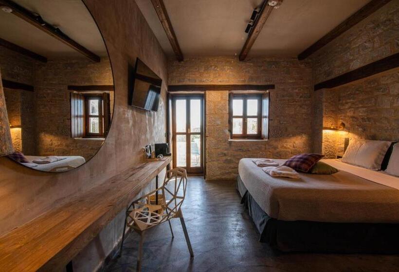 Комфортабельный номер с боковым видом на море, Petra & Fos Boutique Hotel & Spa