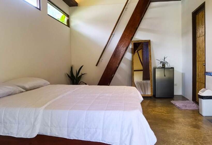 اتاق استاندارد, Ikani Surf Resort