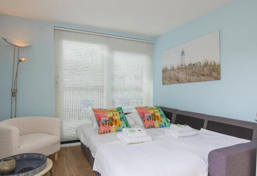 Дом 1 Спальня, Beachhouse Oase Aan Zee