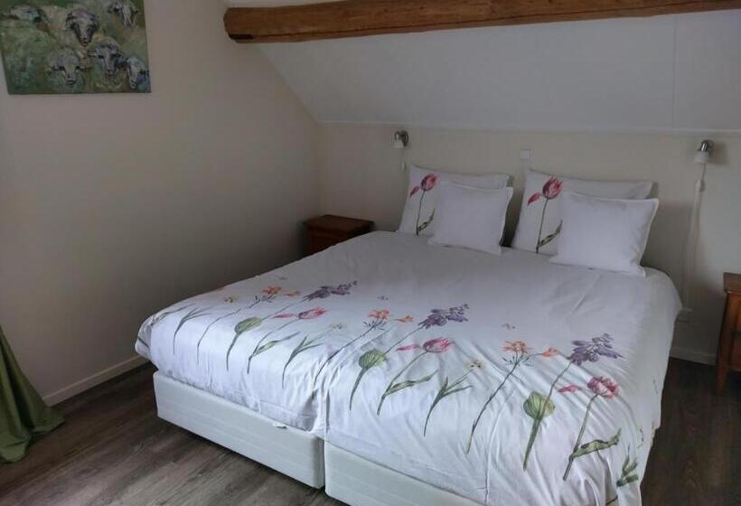 Четырехместный Номер Стандарт, Bed Op De Reth