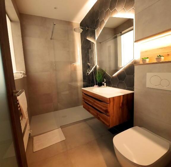 اتاق استاندارد سه نفره, Petkovšek Rooms And Apartments