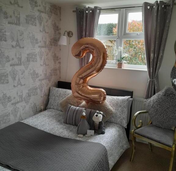 Номер Стандарт, Debonair Bnb @33