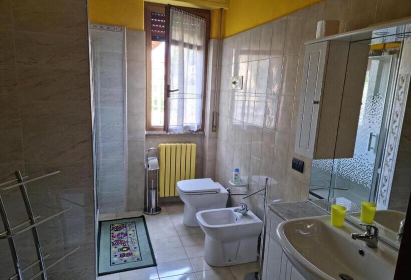 4인용 스탠다드 룸, B&b Villa Carolina