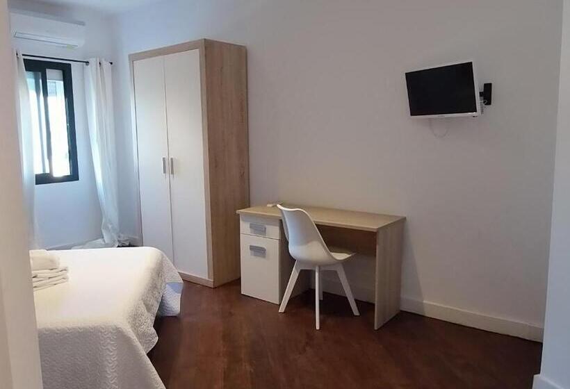 Номер Стандарт Адаптированный для Инвалидов, Hostal Restaurante Benalup Golf