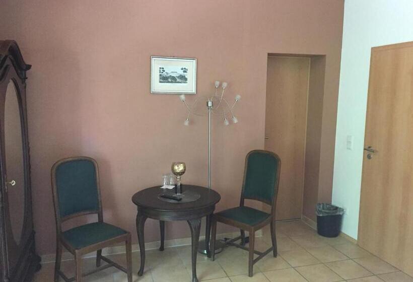 Номер Стандарт, Pension Hochheimer Schlösschen