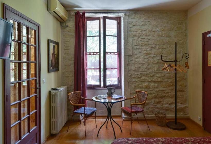 Номер Стандарт Вид на Сад, Hôtel Mas Vidau Porte Des Alpilles