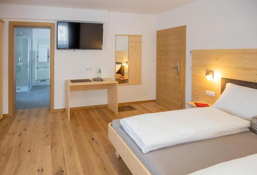 舒适三人间, B&b Frühlingsheim