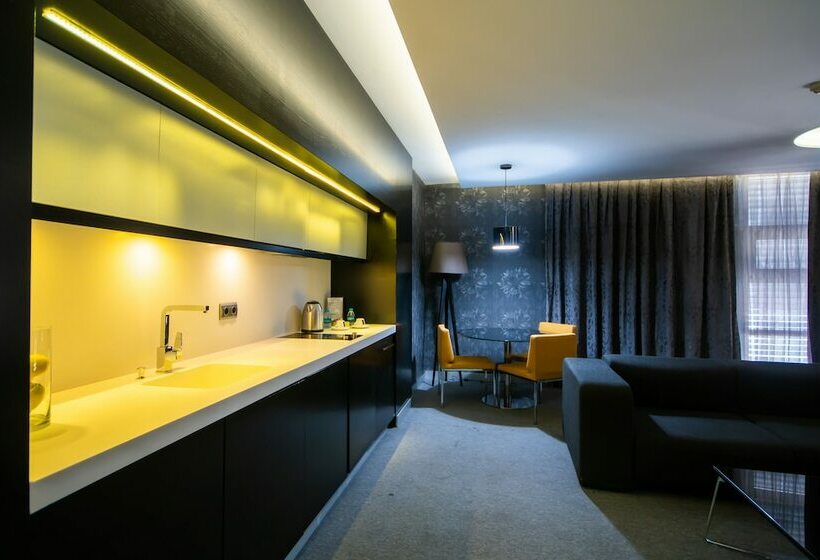 行政套房, Vernazza Suites