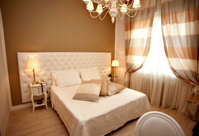 ジュニアスイート, Mini Palace  Country House