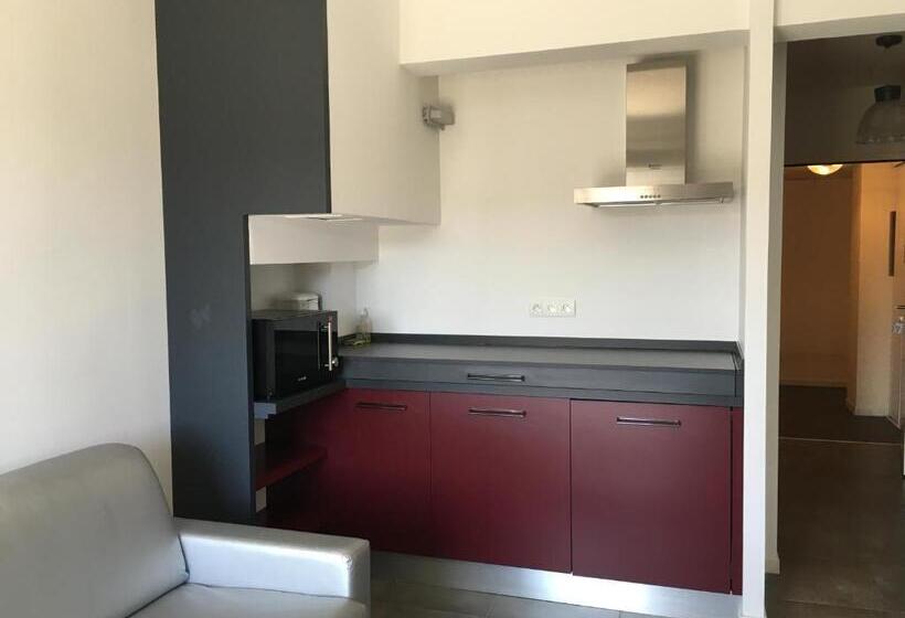Студио Стандарт Вид на Море с Балконом, En Aparté