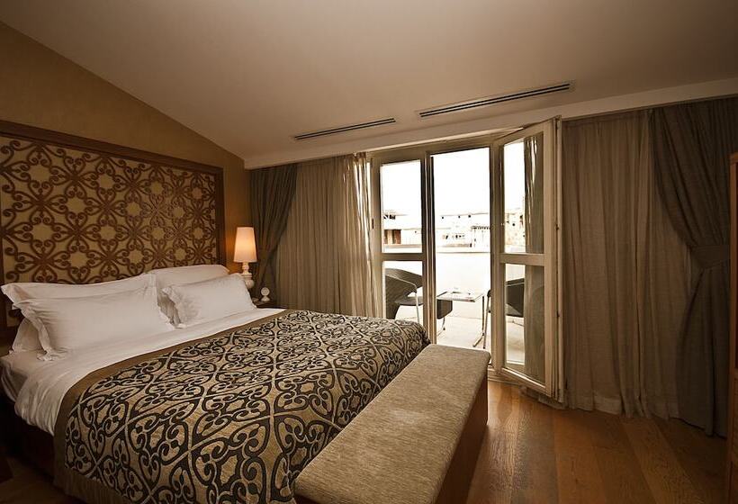 Suite Sea View, Taksim Prelude