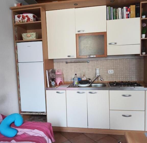 استودیوی استاندارد, B&b Del Bosco E Del Lago Elimar