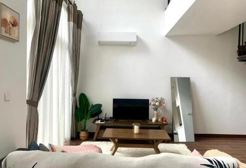 آپارتمان 1 خوابه با چشم‌انداز استخر, My Misto Homestay, Riverson Soho