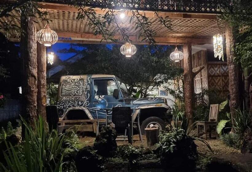 Номер Deluxe с Балконом, Mannah Garden Staycation Place