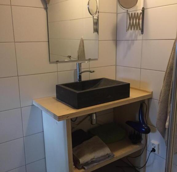 豪华房间, Tijdzat
