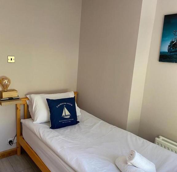 اتاق استاندارد یک نفره, Island Lodge Since 1835 Barbican, Free Limited Parking, Dogs Friendly , Perfect For Ferry Terminal