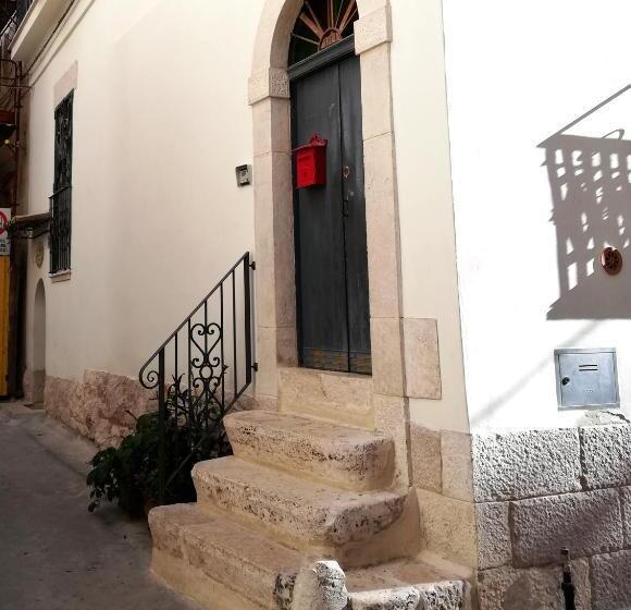 اتاق استاندارد, Il Borgo Antico B&b