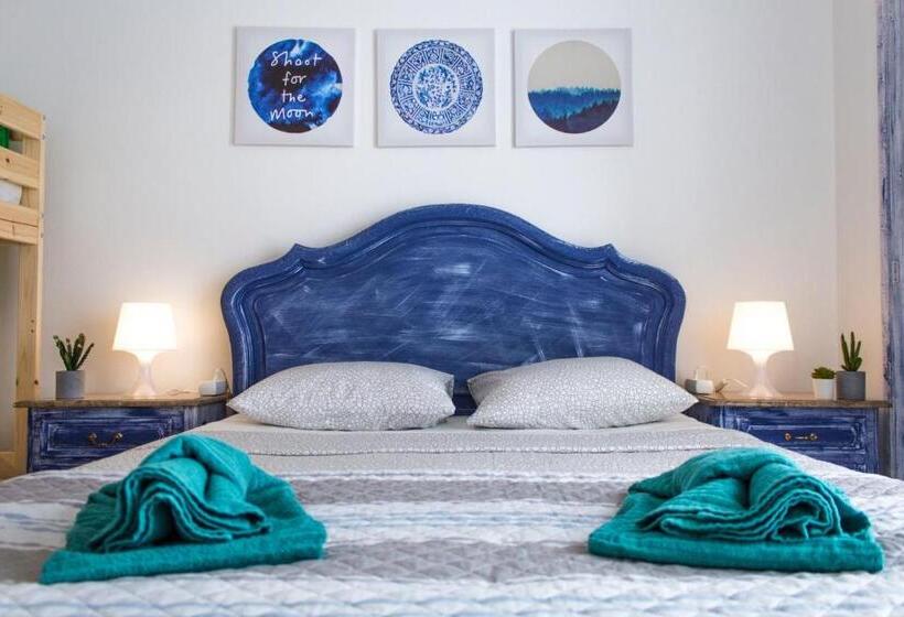 Номер Deluxe Вид на Море, Paz & Amor Guest House   Peace & Love
